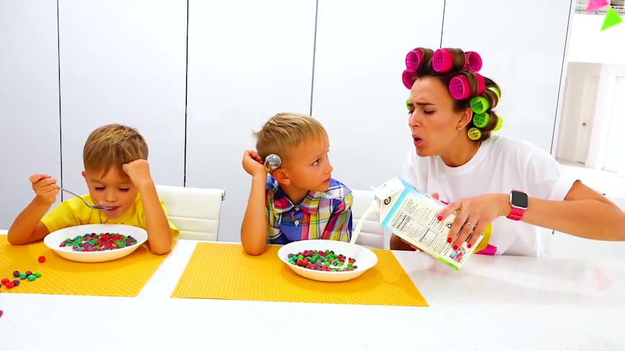 داستان های ولاد و نیکی Vlad and Niki - قسمت 132 - مامانی خوابالو